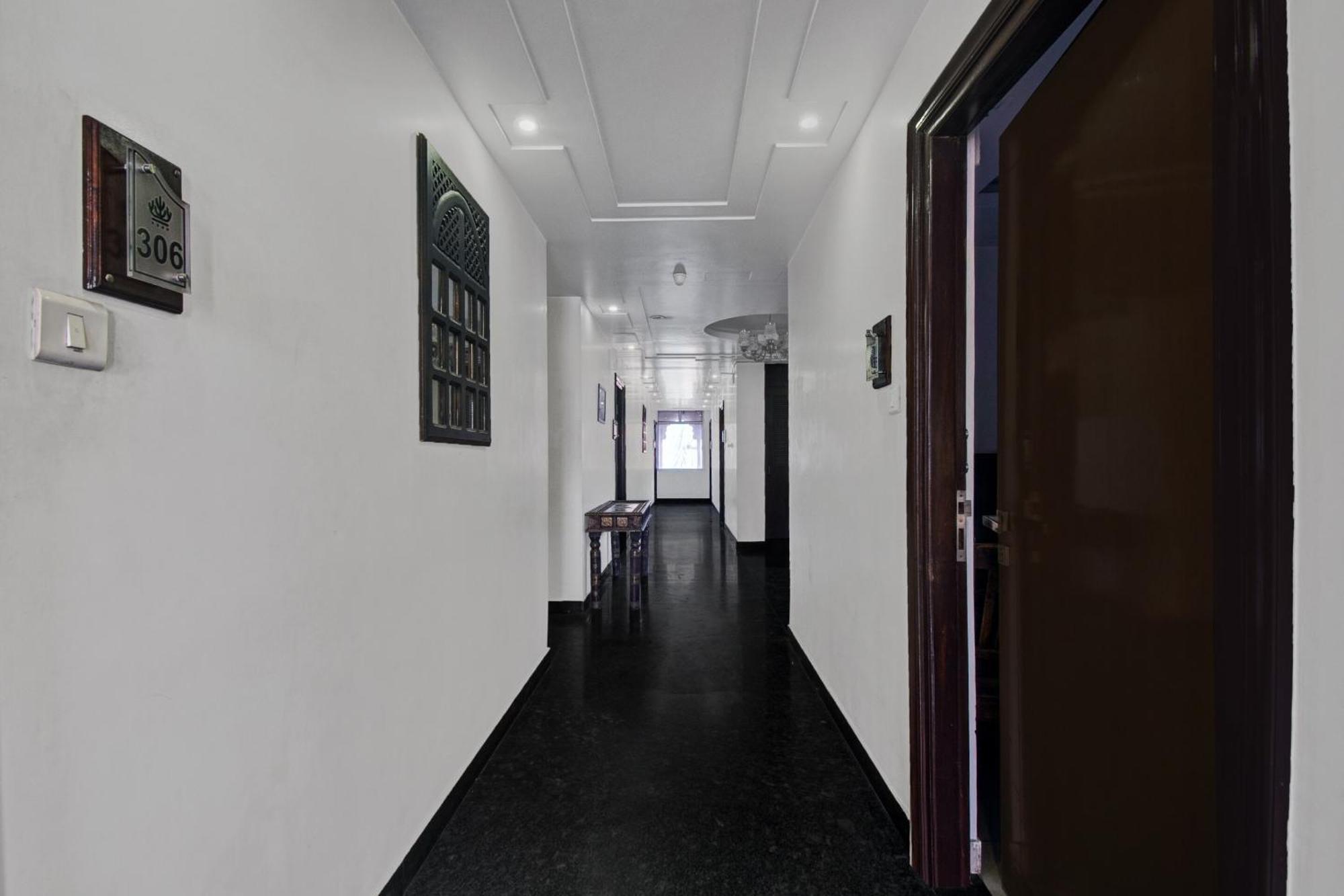 Townhouse Oak Hotel Heritage Heights Jaipur Luaran gambar